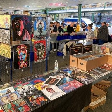 In piazza Madama Cristina ritorna l'appuntamento con la Fiera del Disco