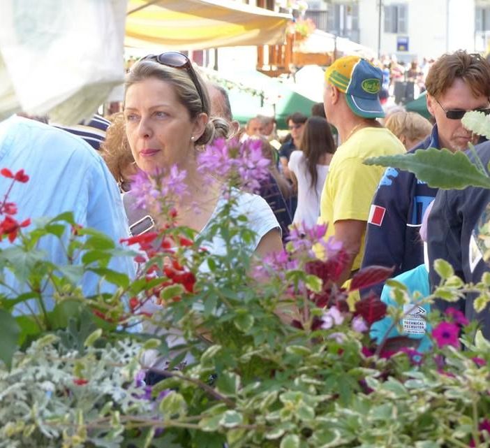 L'evento, il primo di richiamo dell'estate in alta Valle di Susa, si svolge lungo via XXIV Maggio