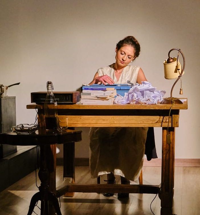Manuela Marascio protagonista di &quot;Sei tutto lo splendore. Le donne di Beppe Fenoglio&quot;, in scena venerdì 4 all'EcoMuseo Nesta
