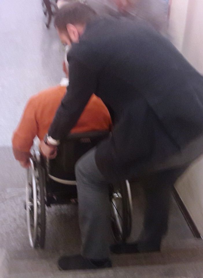 Gaffe del Comune: i disabili non riescono ad accedere alla commissione sull'abbattimento delle barriere architettoniche