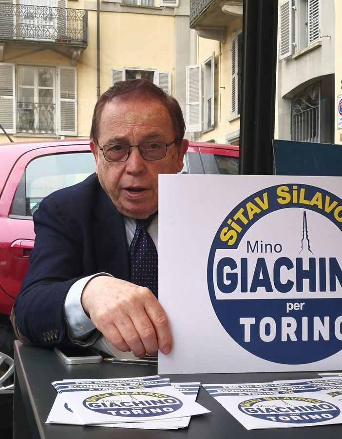 Giachino sindaco per Torino:&quot;No ad alleanze, i partiti non hanno difeso la città&quot;
