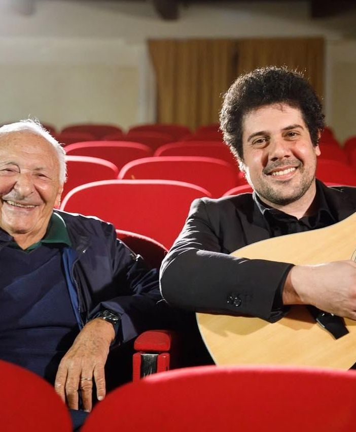 &quot;Emozioni&quot;, all'Alfieri arriva la magia delle canzoni di Lucio Battisti