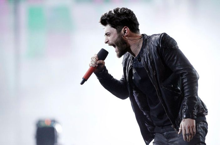 Giò Sada allo Chalet per il tour “Volando al contrario”