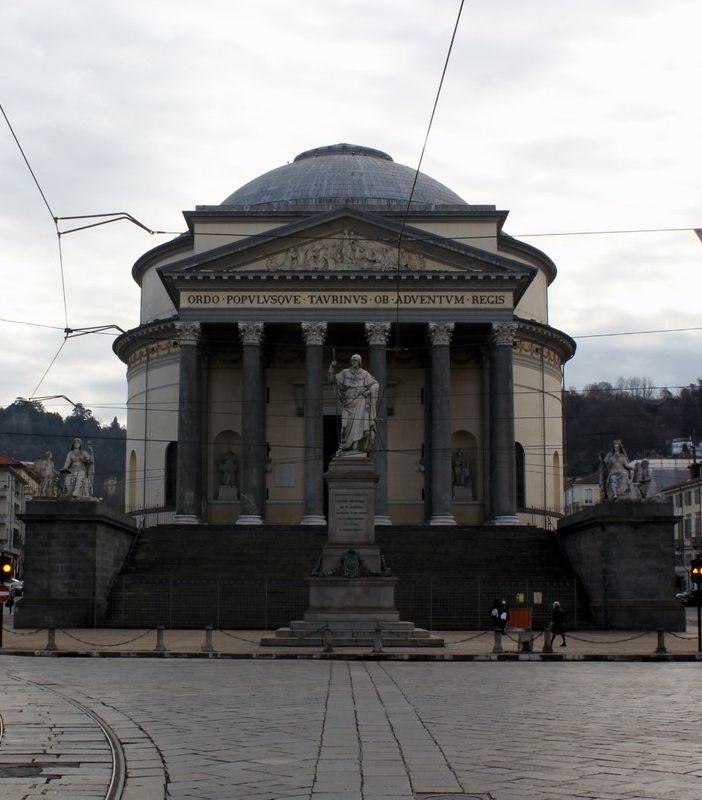 Da Lourdes a Torino, arrivate le reliquie di Santa Bernadette: “Momento di grande spiritualità” [FOTO e VIDEO]