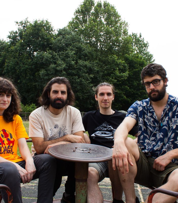 Gli Housebroken
