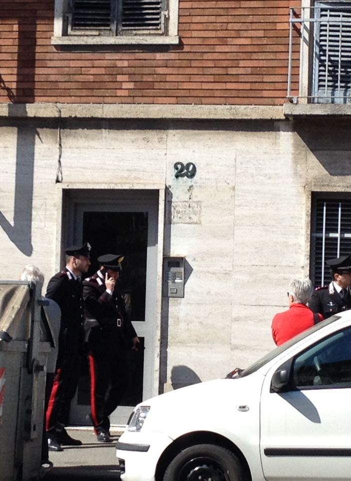 Sfratto per morosità in via Fossata a Torino (fotogallery)