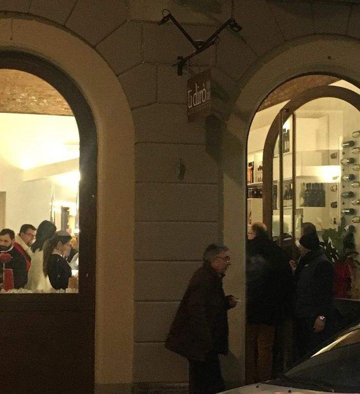 Ti dirò... conviene andare a mangiare a Torino in via Cavour 12