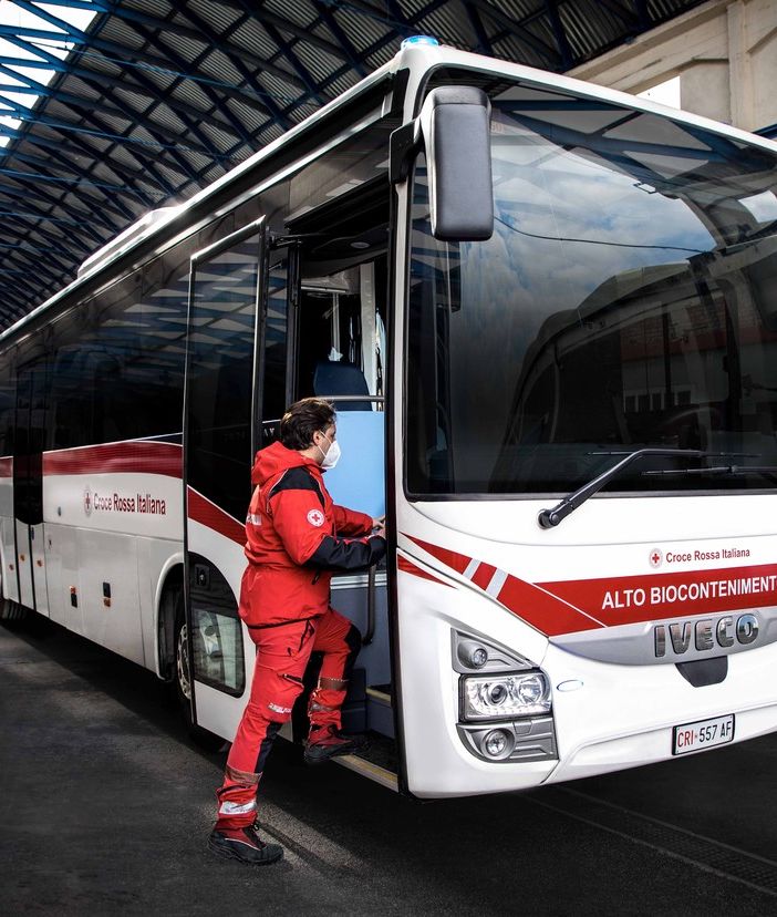 Iveco torna a produrre autobus in Italia, i sindacati: &quot;Ottima notizia&quot;