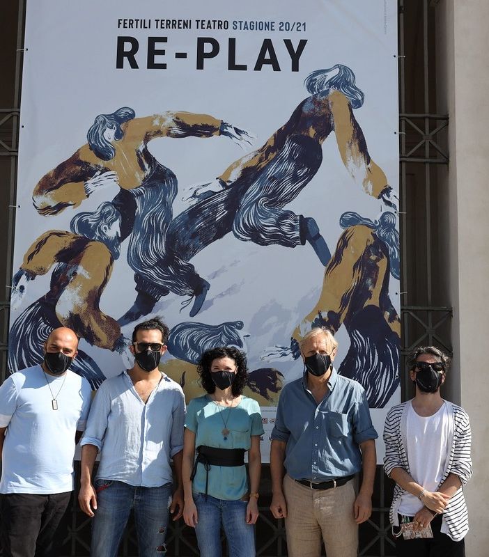 Fertili Terreni Teatro riavvolge il nastro e porta in scena la sperimentazione