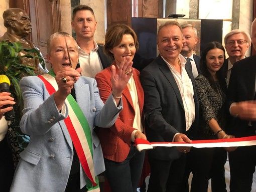 &quot;Buona Fiera del Marrone a tutti!&quot;: la sindaca di Cuneo inaugura l'edizione numero 23 (Foto)