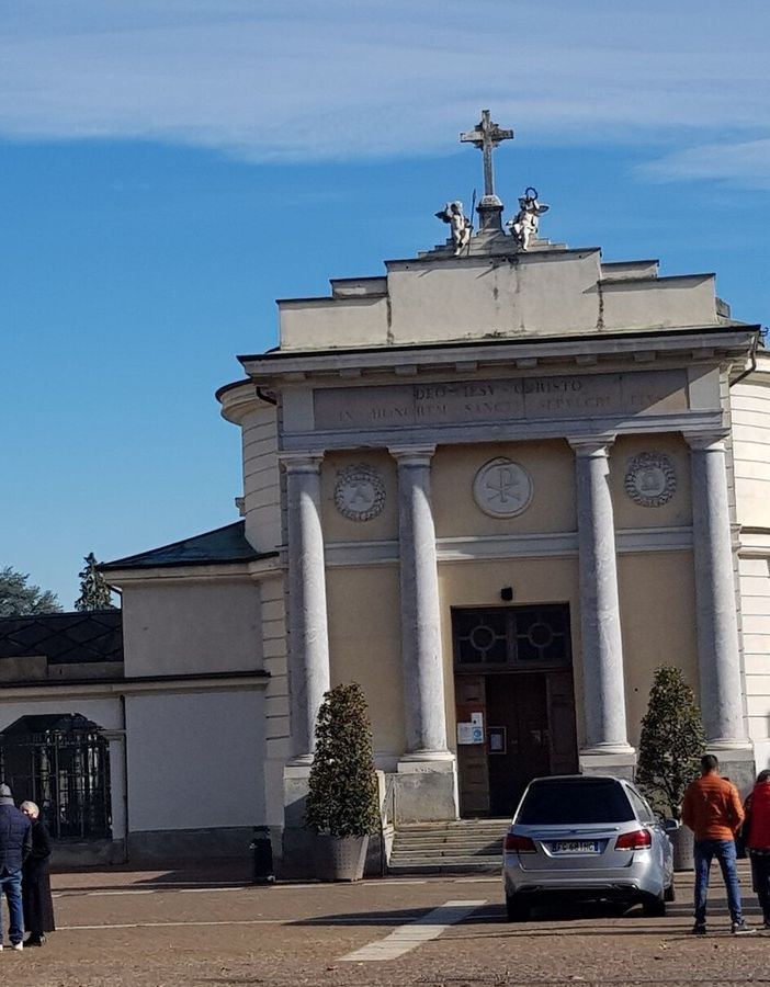 Cimiteri, nel 2021 a Torino meno morti per Covid. Il camposanto per animali non prima del 2023