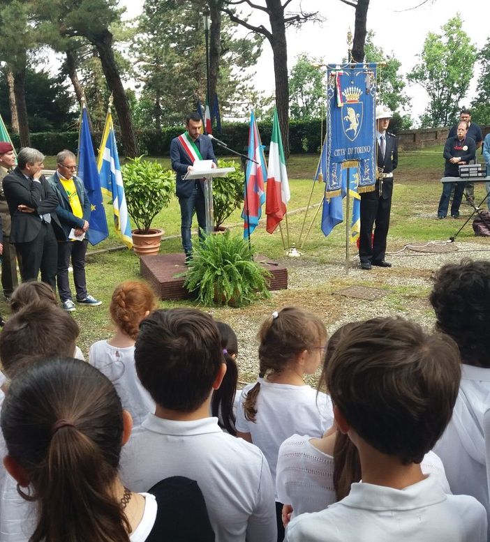 Un angolo in collina per Sinigaglia, l'europeista che diffuse la musica popolare (FOTO E VIDEO)