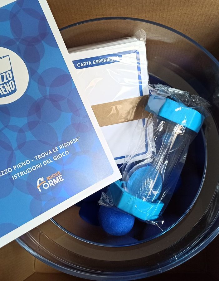 &quot;Mezzo pieno&quot;, il kit didattico per promuovere il benessere mentale nelle scuole