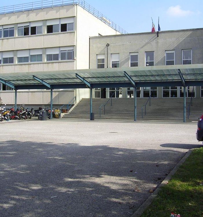 Liceo Monti di Chieri, presto gli interventi per ovviare alle infiltrazioni d'acqua