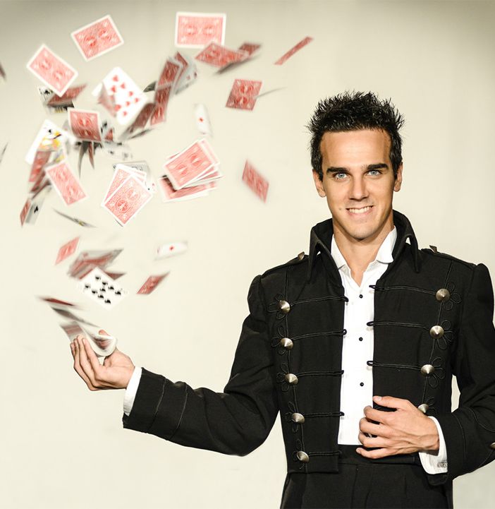 Le illusioni di Luca Bono and Friends a Moncalieri