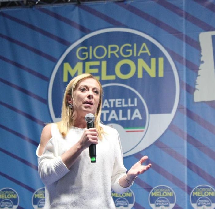 &quot;L'Italia vincente&quot; di Meloni si ritrova a Torino in attesa delle Regionali: FdI spera nelle elezioni anticipate
