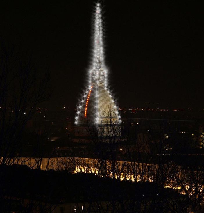 La Mole s'illumina per Natale
