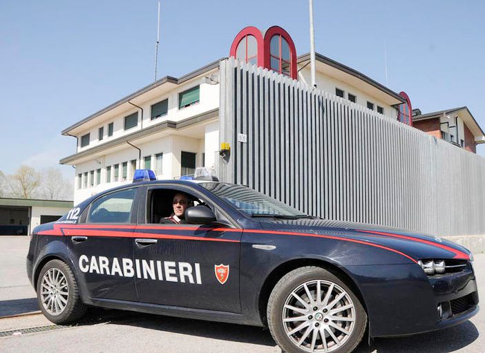 Ottengono bottino da 50mila euro raggirando anziane sole a Mondovì: arrestati madre e figlio sinti residenti a Nichelino