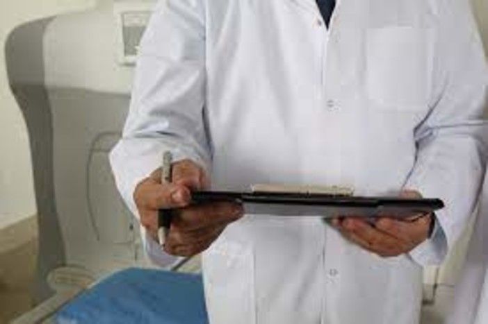 Gallo-Valle (Pd): &quot;Il Piemonte non reintegri i medici novax&quot;