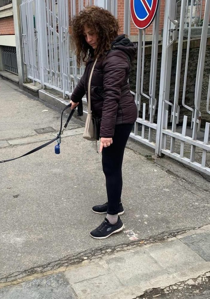 Marciapiedi a pezzi nel quartiere Parella