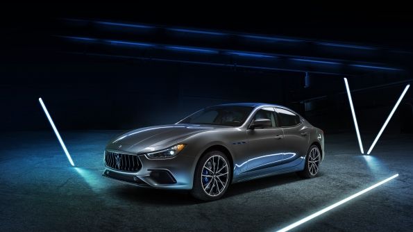 Nuova Ghibli Hybrid: il primo veicolo elettrificato nella storia di Maserati