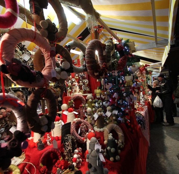 inSTALLArte “La magia del Natale all’interno delle antiche stalle delle borgate di Usseaux e Balboutet”