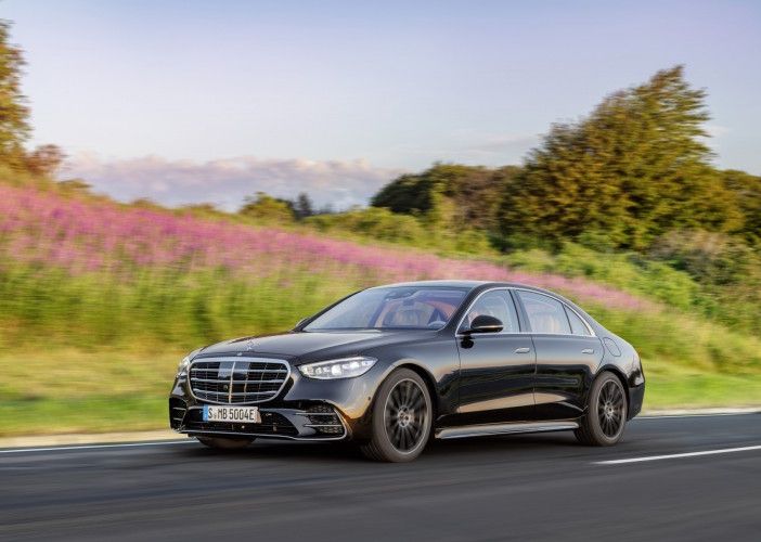 Nuova Mercedes-Benz Classe S: tre versioni italiane e prezzi a partire da 107.644 euro