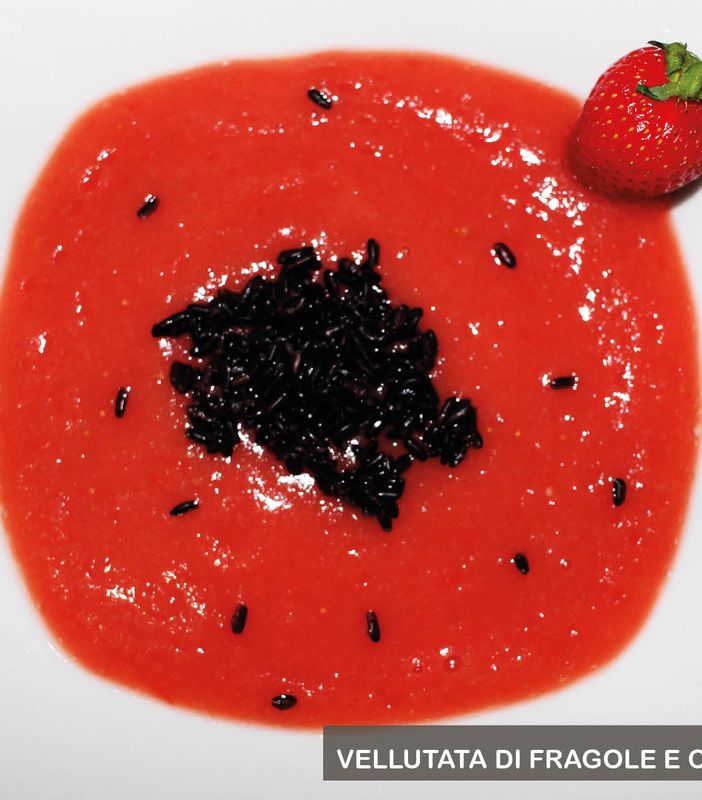MercoledìVeg di Ortofruit: oggi prepariamo vellutata di fragole e cuore di bue