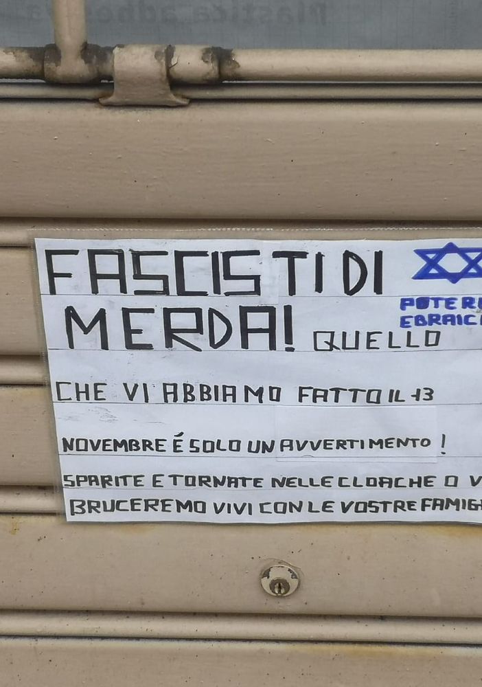 Aliud denuncia: &quot;Minacce di morte e volantini che inneggiano alla nostra sparizione. Intervengano le istituzioni&quot;