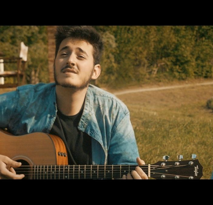 Ivan Bentivoglio lancia il singolo &quot;Una canzone che parla di te&quot;