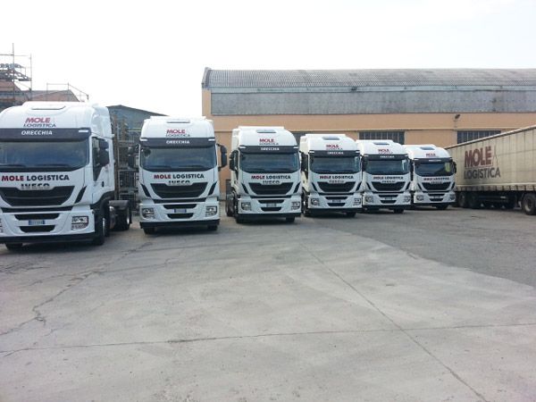 Muore schiacciato da un Tir alla “Mole Logistica” di Airasca