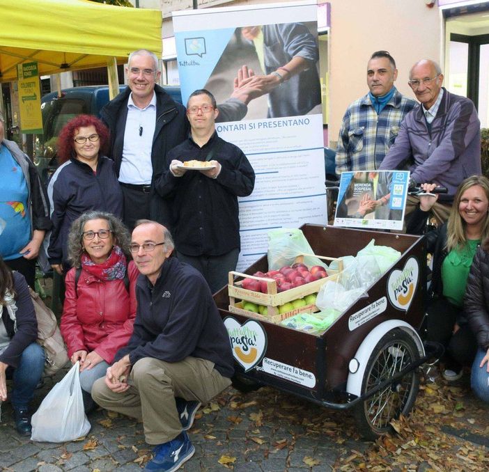 Moncalieri, al mercato di Campagna Amica l'iniziativa Merenda sospesa