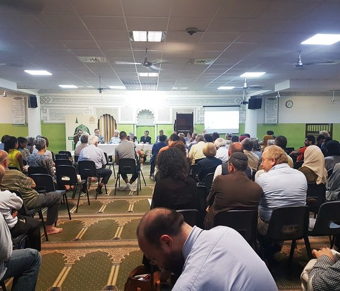 Nuova moschea in via Porpora, FdI: &quot;Giovedì fiaccolata di protesta contro l'apertura&quot;