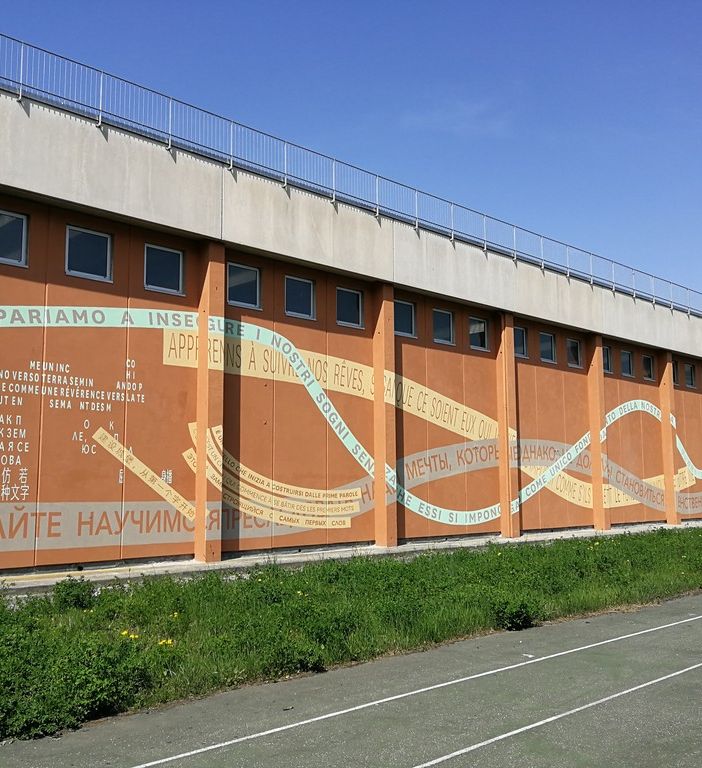 Un murale per la “riqualificazione” al Primo Liceo Artistico