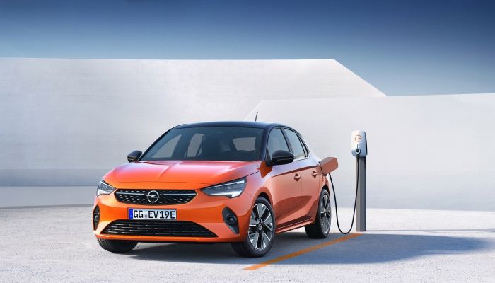 Nuova Opel Corsa-e riduce considerevolmente i costi di gestione