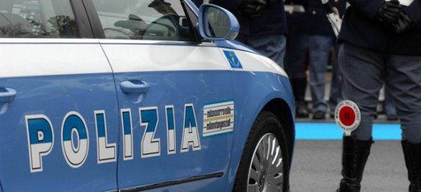 Polizia e Carabinieri soccorrono e salvano giovane che stava tentando il suicidio
