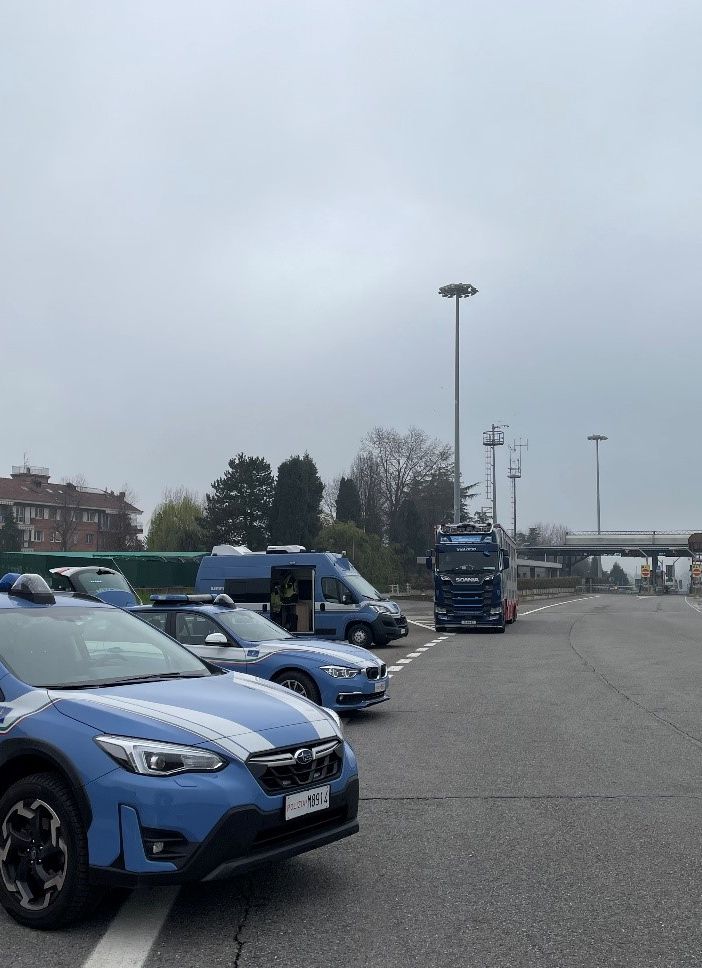 Nel 2019 quasi mille ubriachi e drogati al volanti: da lunedì controlli della Stradale su Torino e provincia
