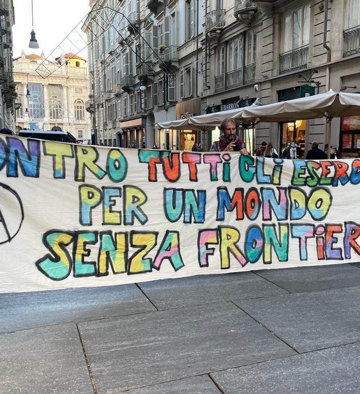protesta anarchici