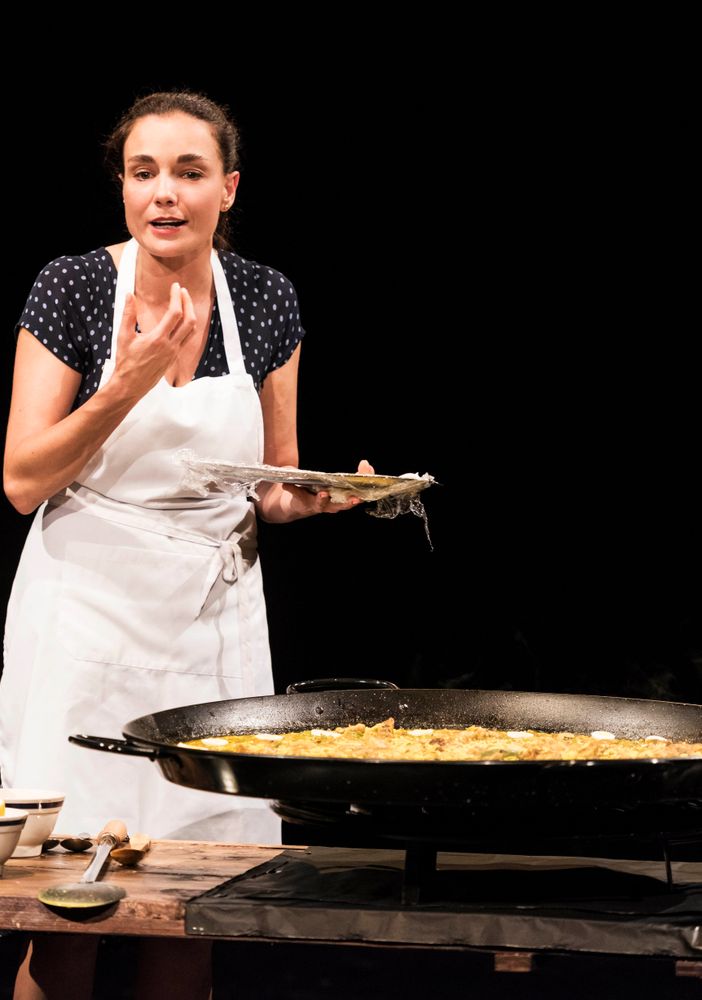 Un &quot;cuore nello stomaco&quot; che pulsa d'amore per il cibo e il teatro: Play with Food compie dieci anni
