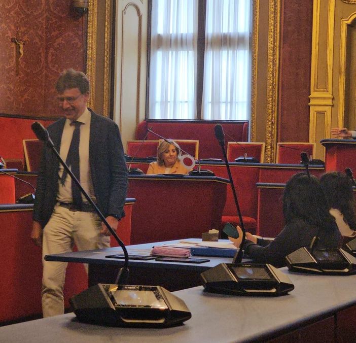 Piazza Baldissera in tilt per la fine del Ramadan, paletta rossa per Pentenero