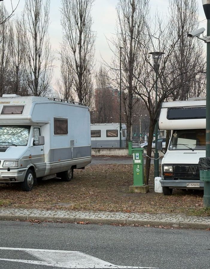 Al park Caio Mario è allarme parcheggi abusivi