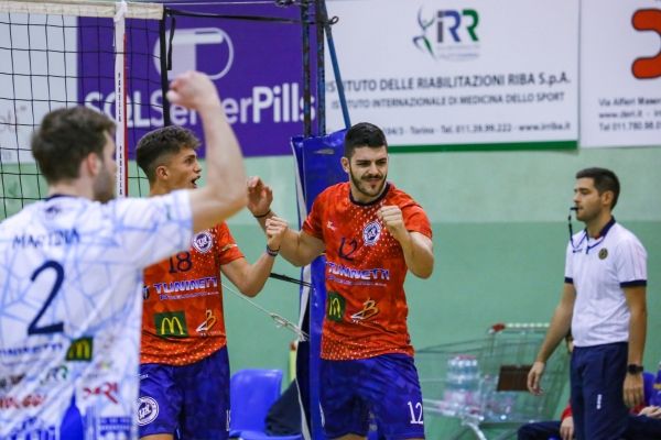 Volley Parella Maschile, vittoria e primo posto matematico