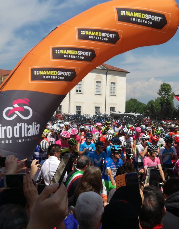 Ecco il chilometro zero: Venaria ha salutato il Giro e i suoi campioni (VIDEO E FOTO GALLERY)