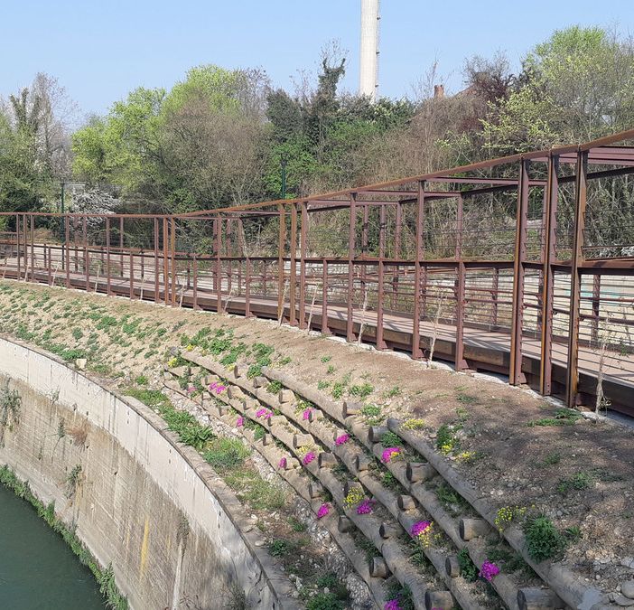 ciclopista pedonale sulla Dora