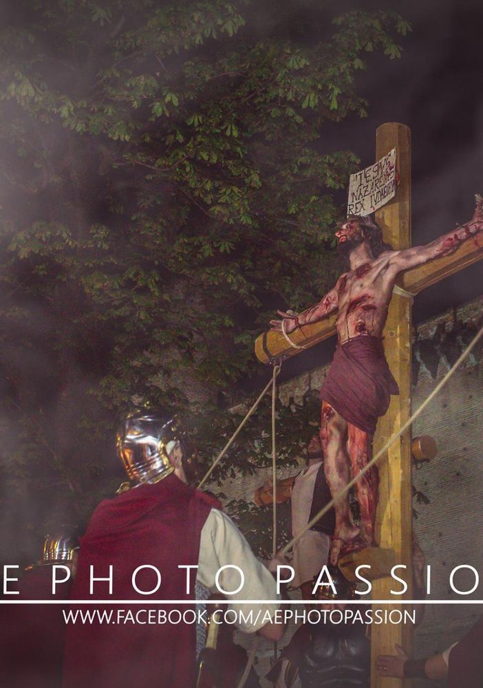 Ivrea, la Passione di Cristo ha richiamato oltre 2000 persone per i 300 figuranti