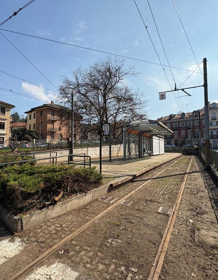 Piazza Hermada aspetta il ritorno del tram