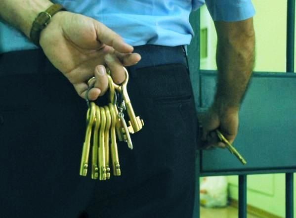Aggressione nel carcere di Torino, ferito un agente della Polizia Penitenziaria
