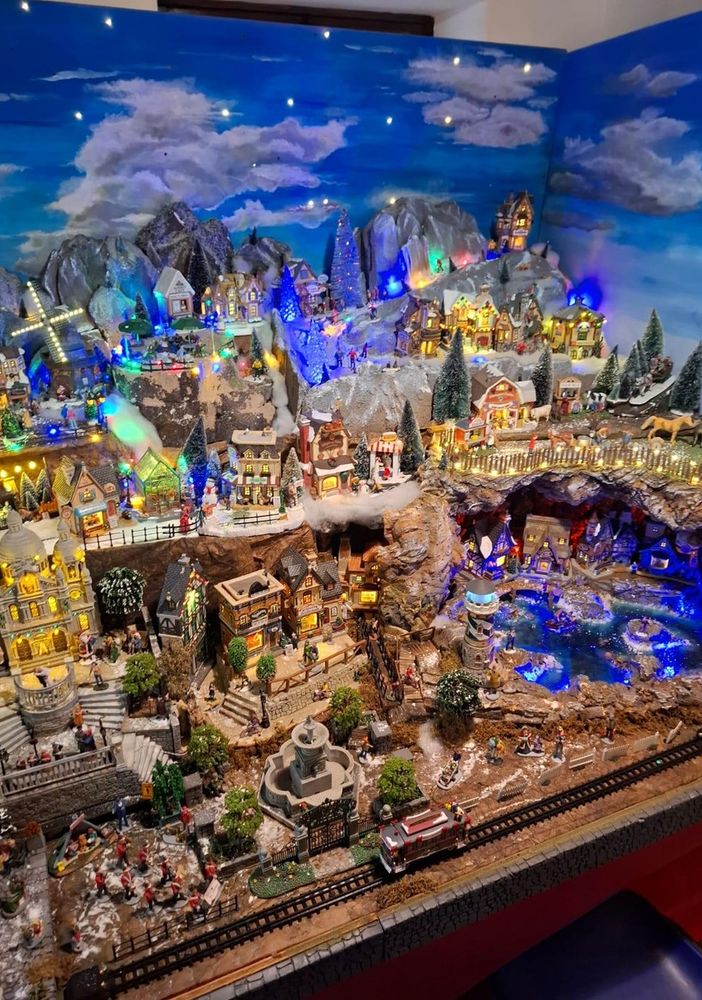 Grande successo a Collegno per la prima edizione de “Il Villaggio di Babbo Natale”