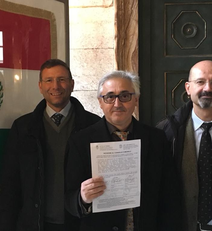 Gtt, avviata una raccolta firme per un referendum che chieda la cessione del 51%