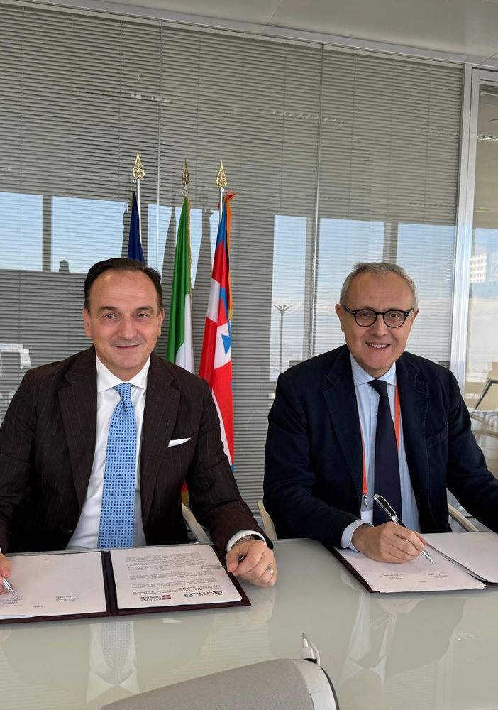 La firma della convenzione tra Regione e Agenzia delle Entrate